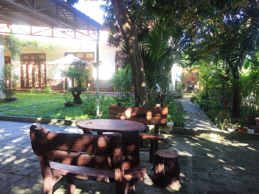 Galaxy Homestay Hoi An Exterior photo